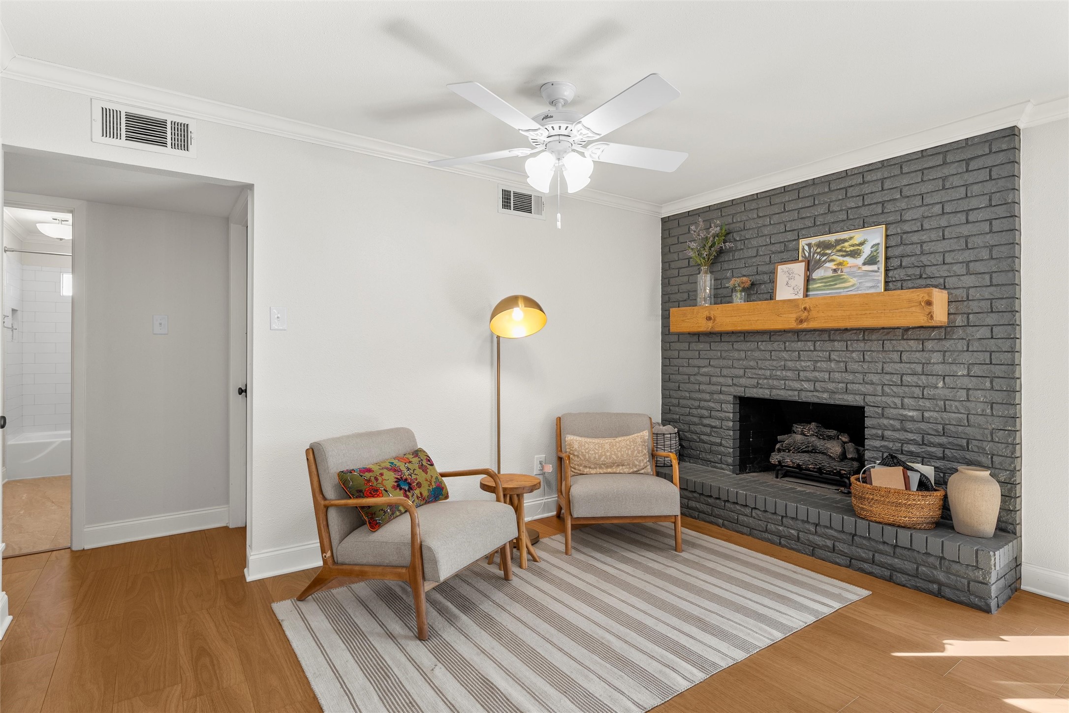 5424 Lake Lindenwood Drive