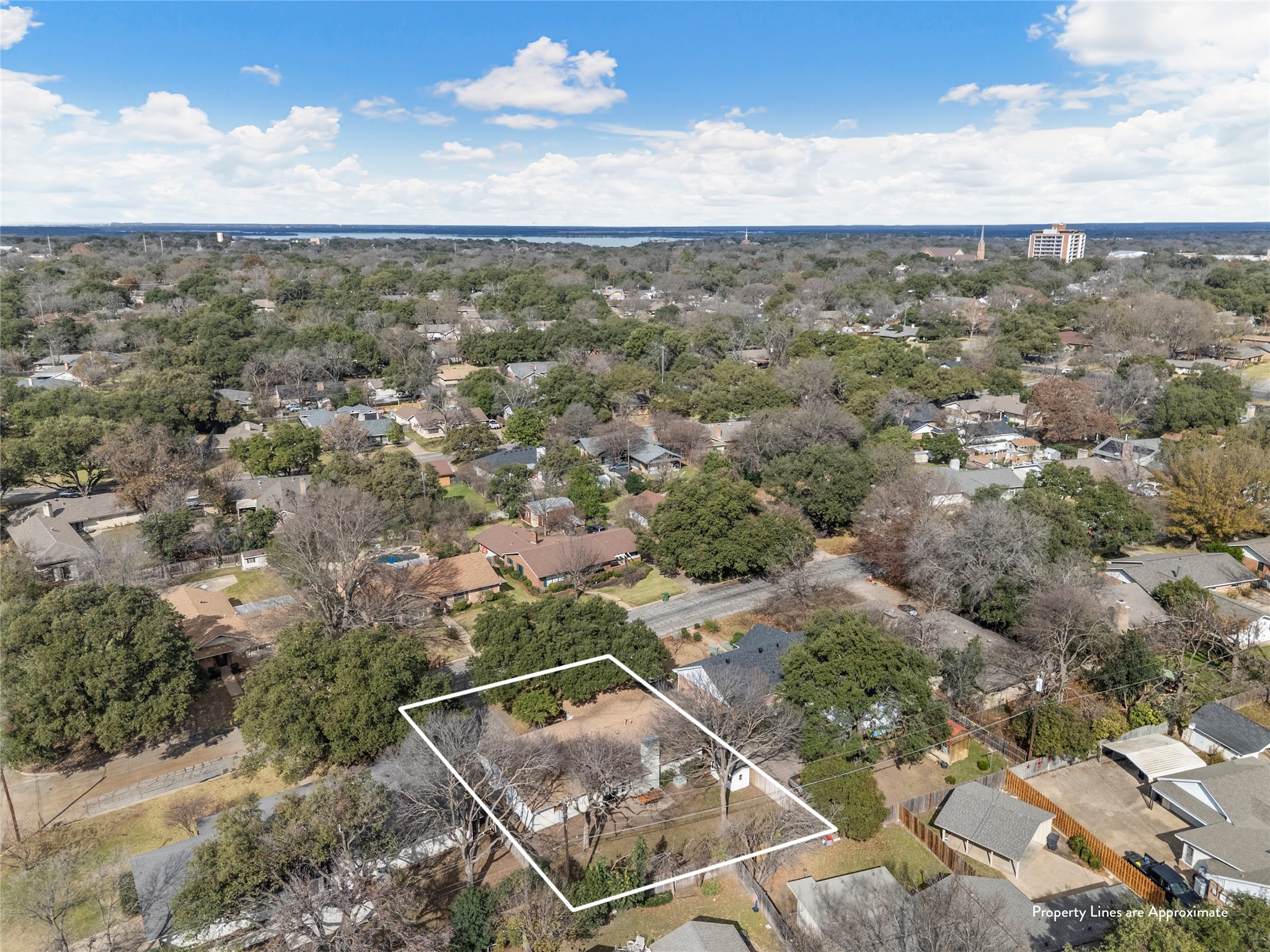 5424 Lake Lindenwood Drive