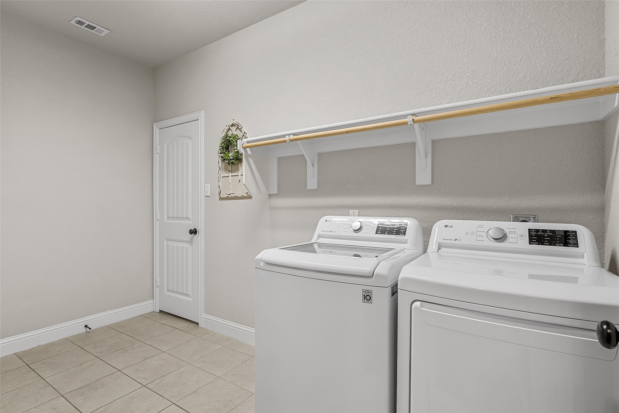 254 Oak Meadow Trail