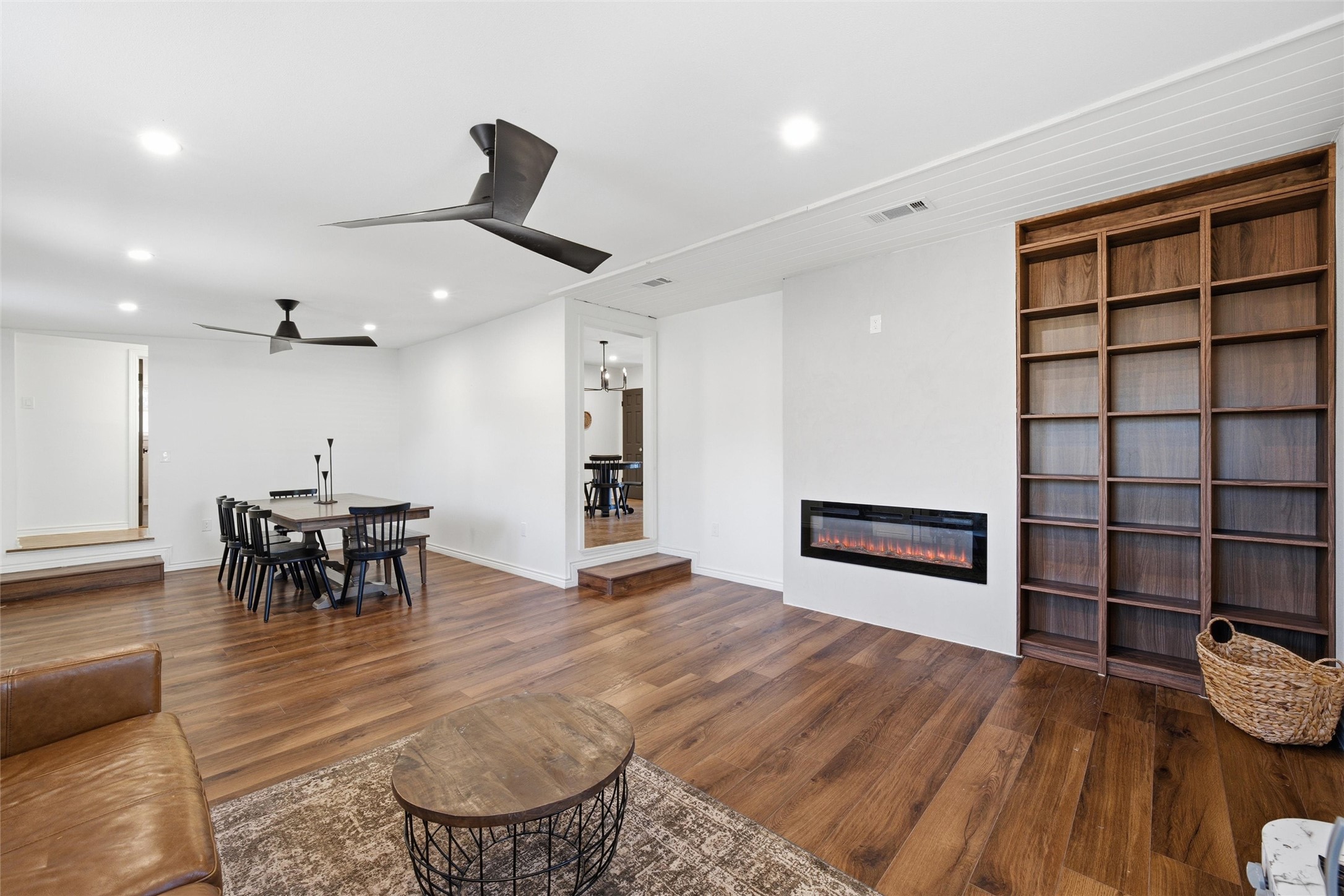 3313 Greenwood Drive