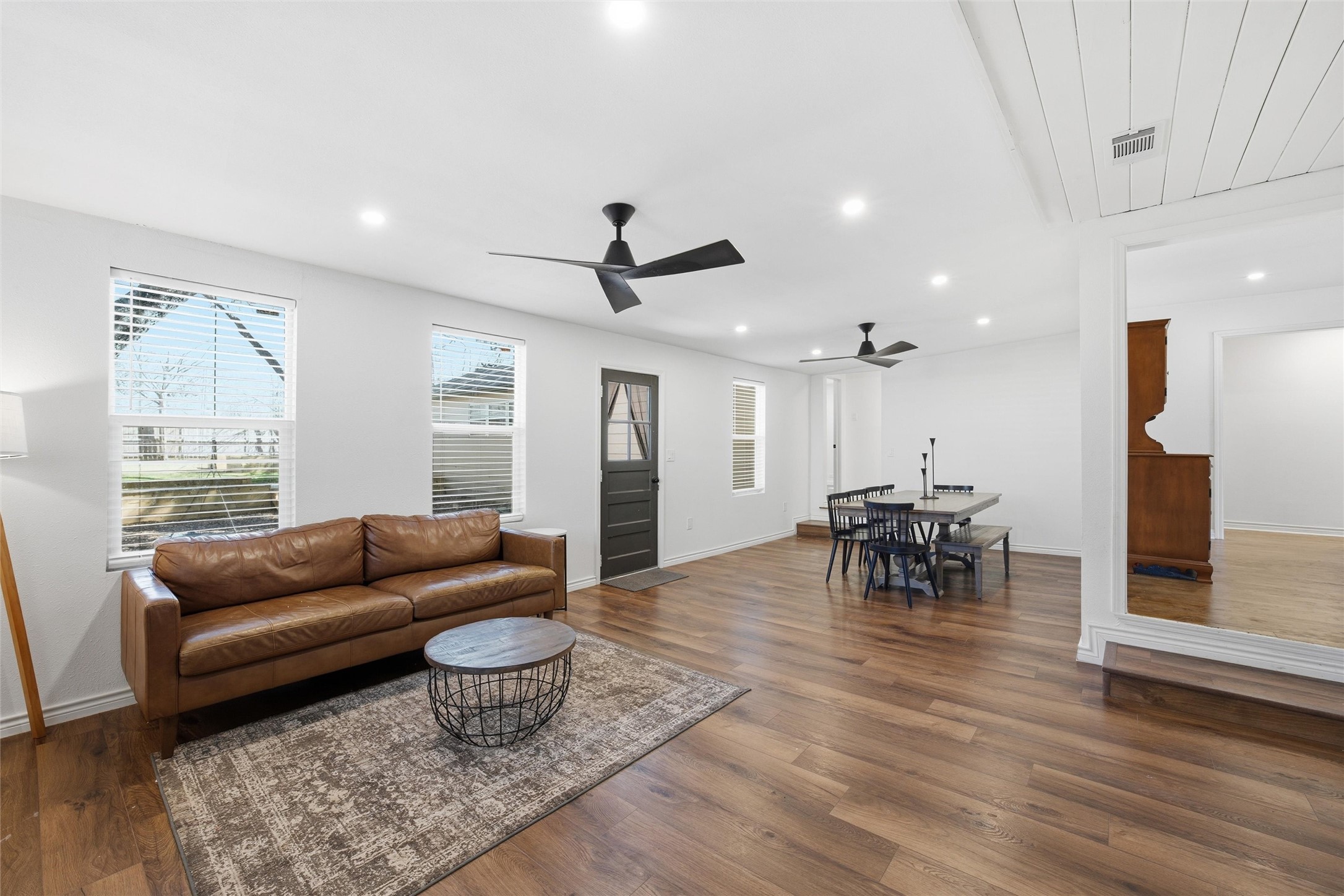 3313 Greenwood Drive