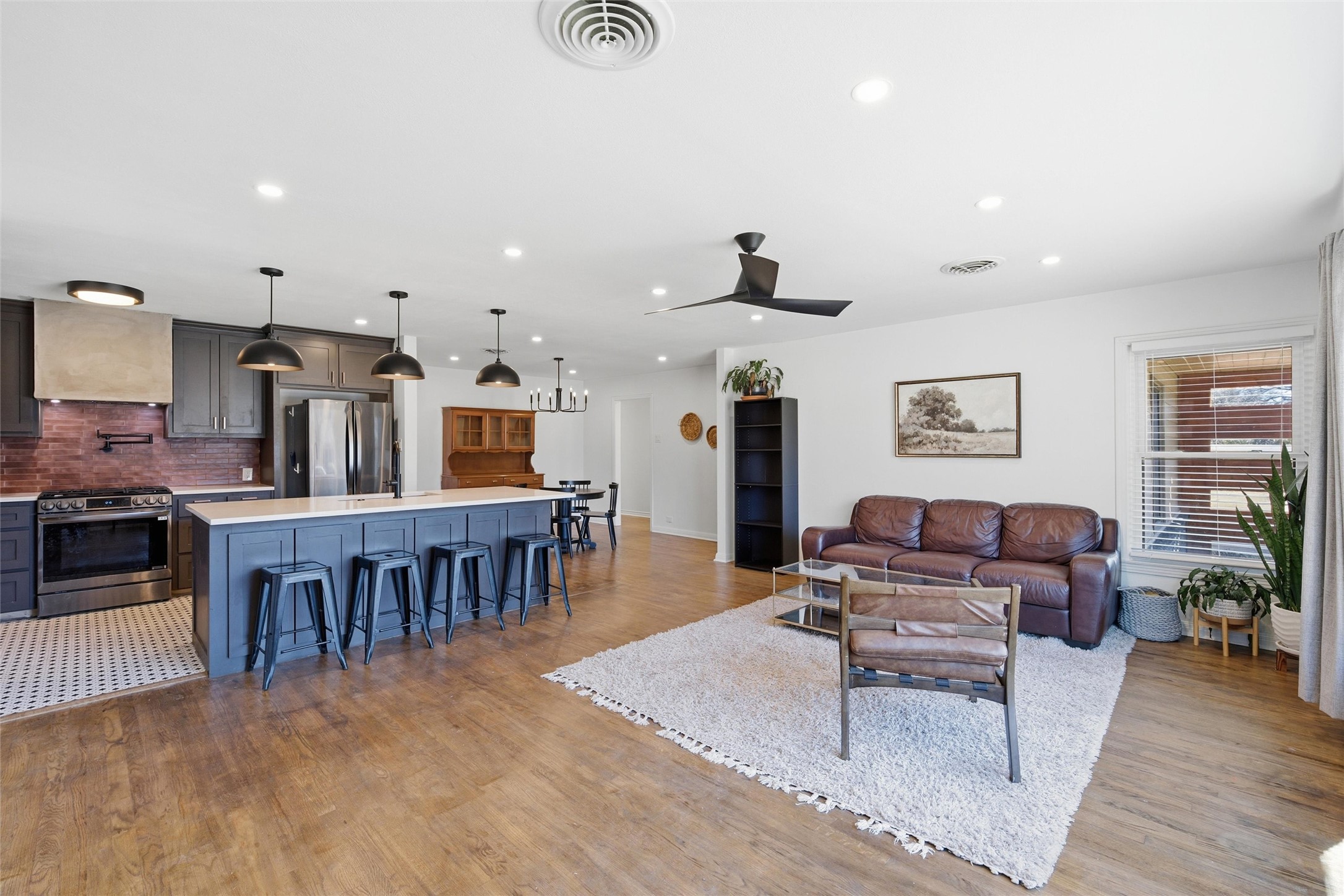 3313 Greenwood Drive