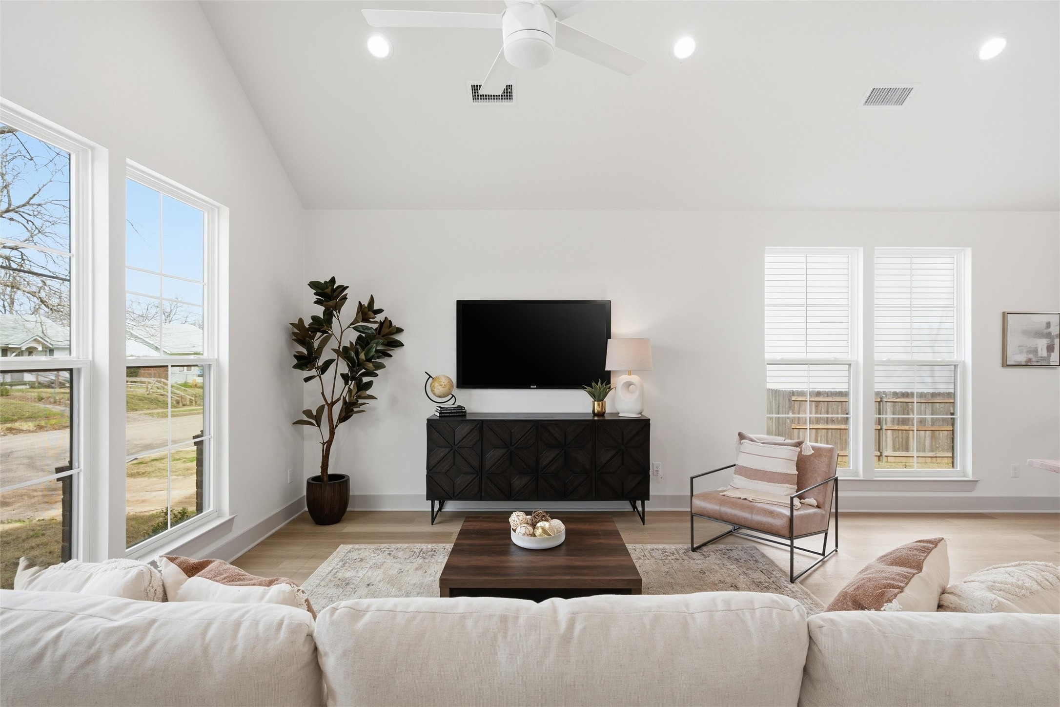 538 Proctor Avenue