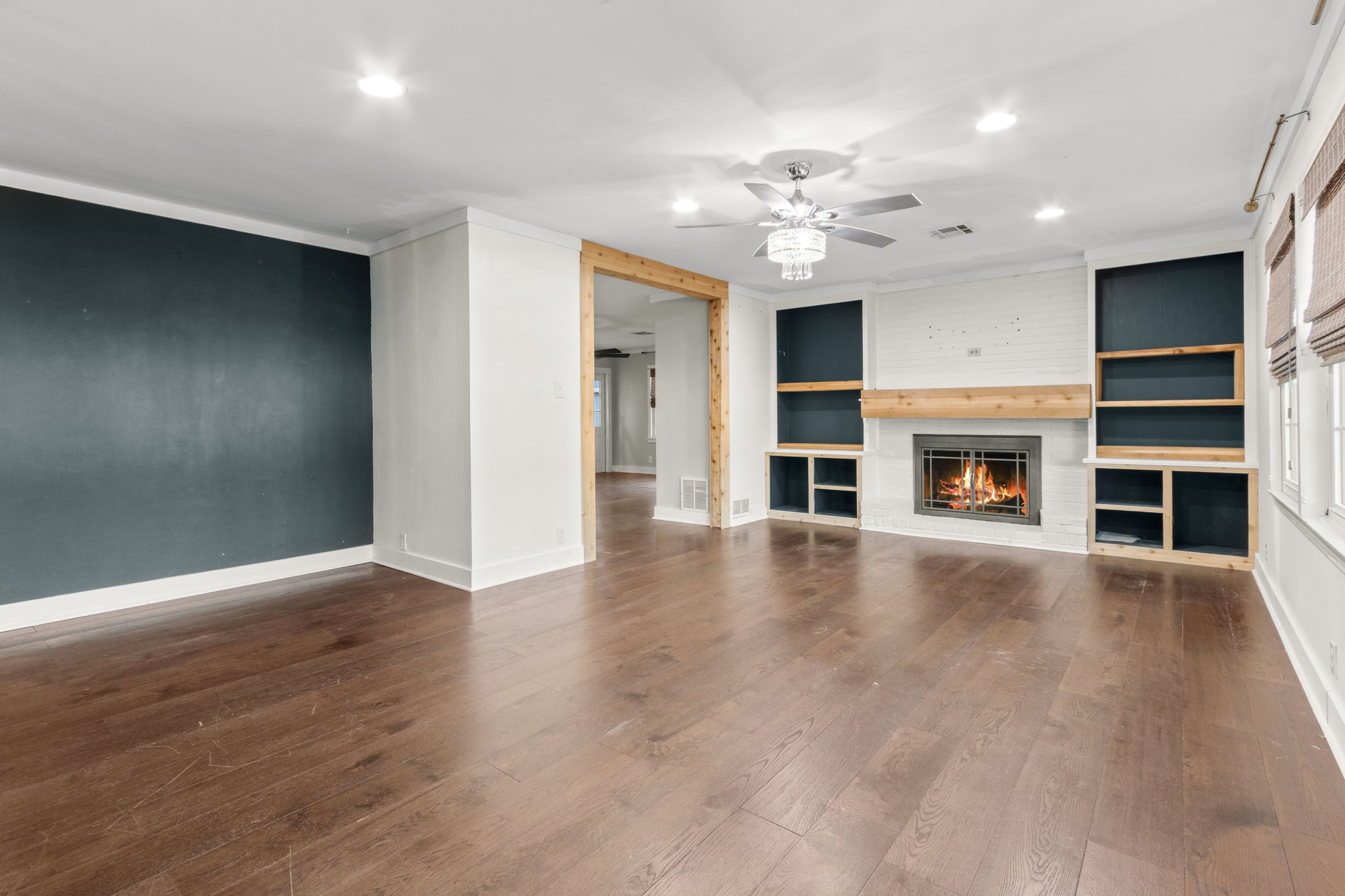 2208 Lake Ridge Circle