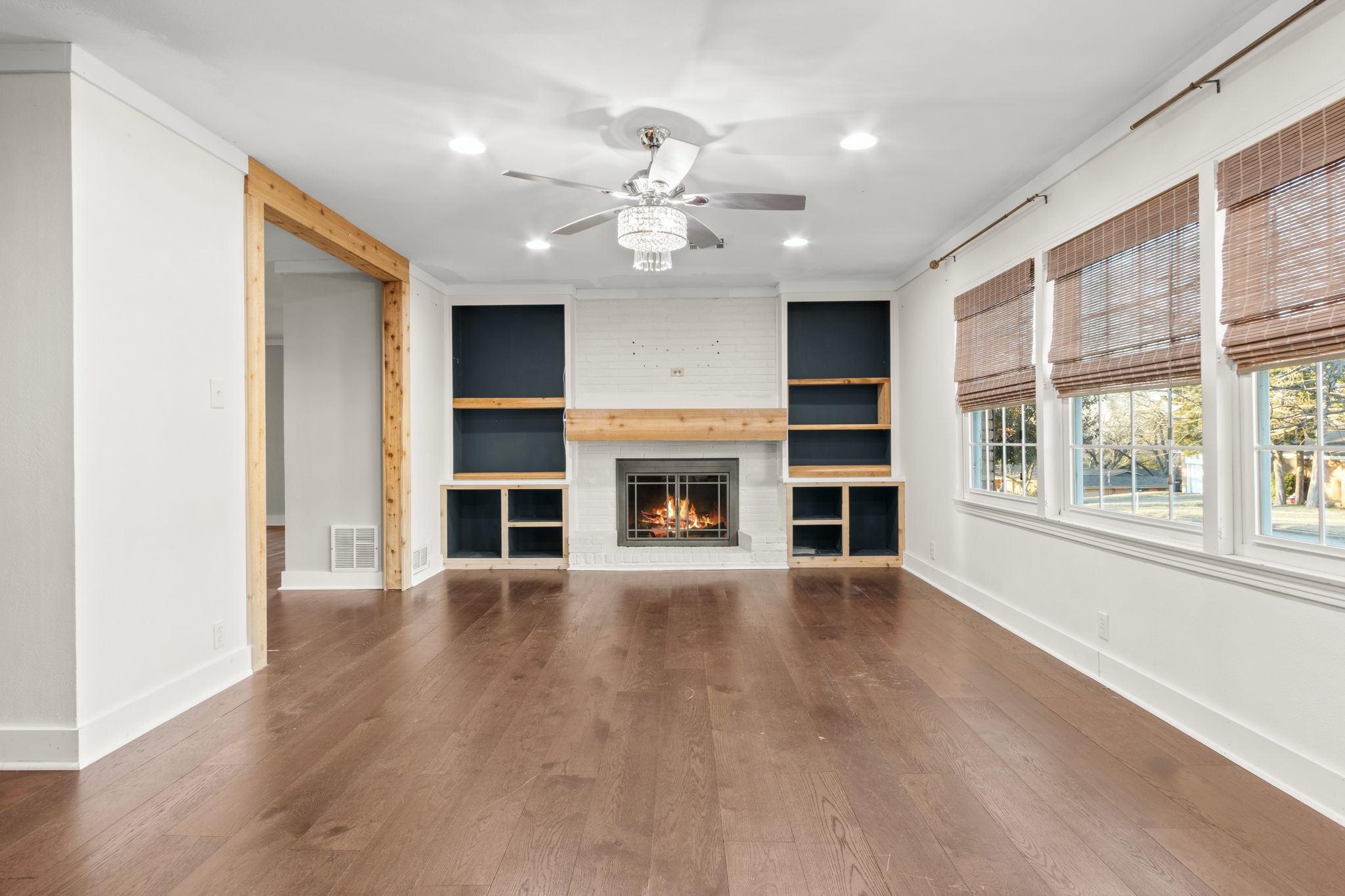 2208 Lake Ridge Circle