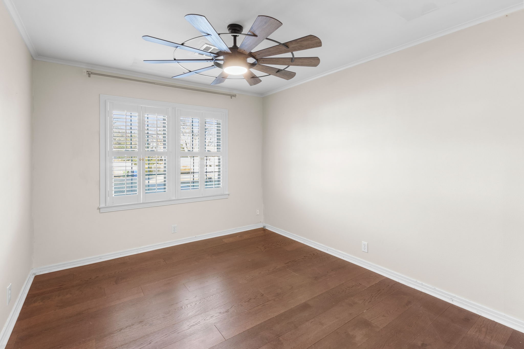 2208 Lake Ridge Circle
