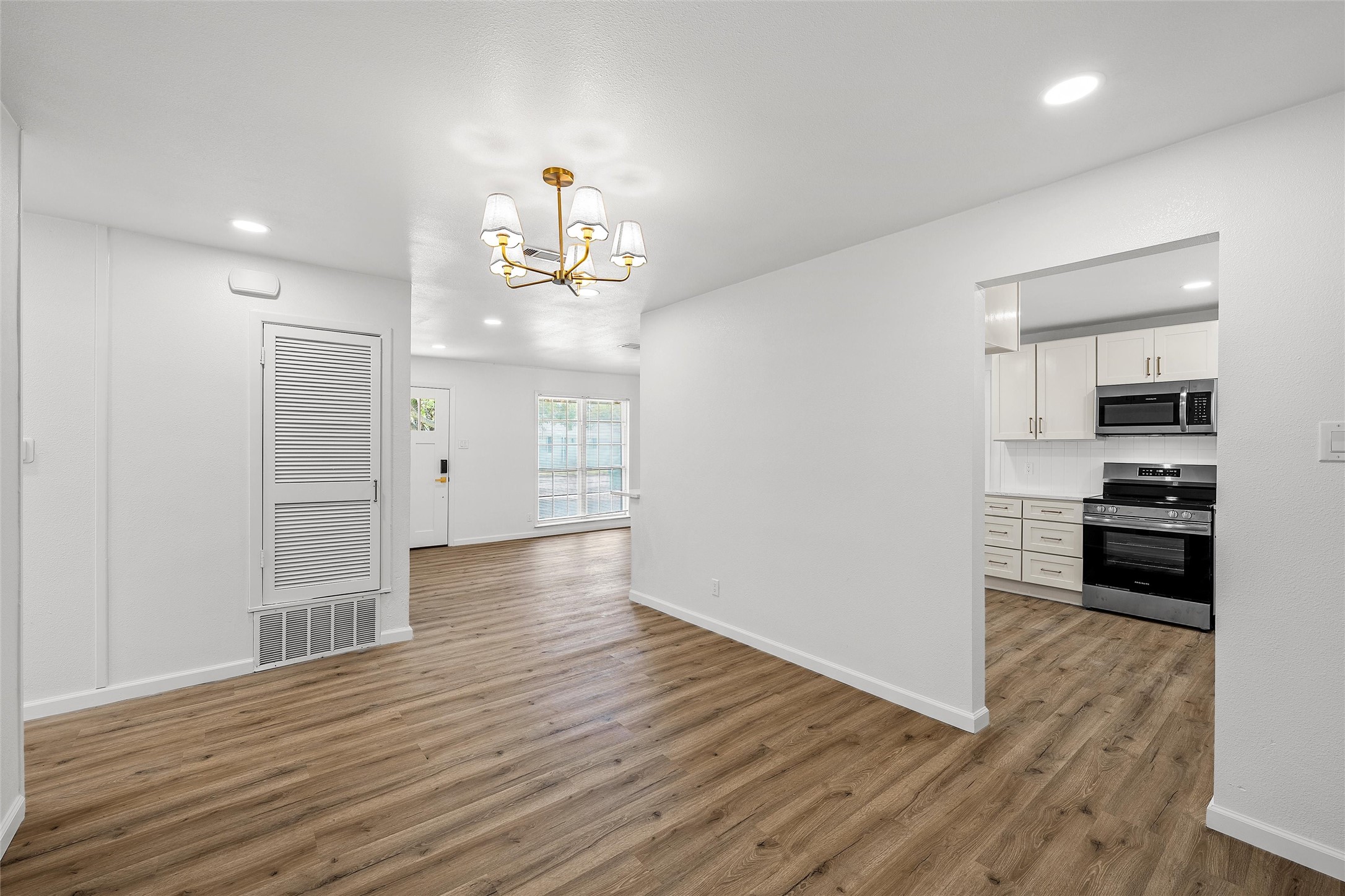 535 N Stefka Drive