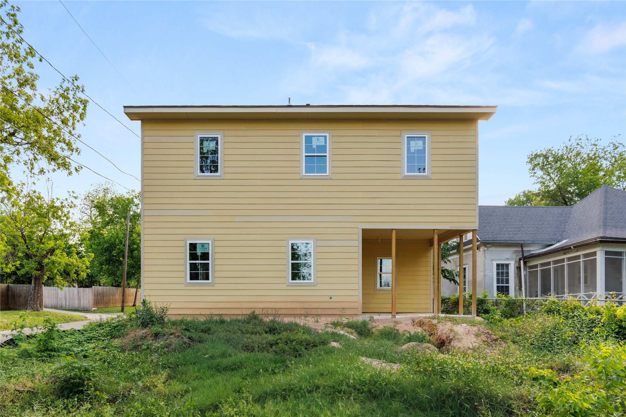 1100 N 16th Street