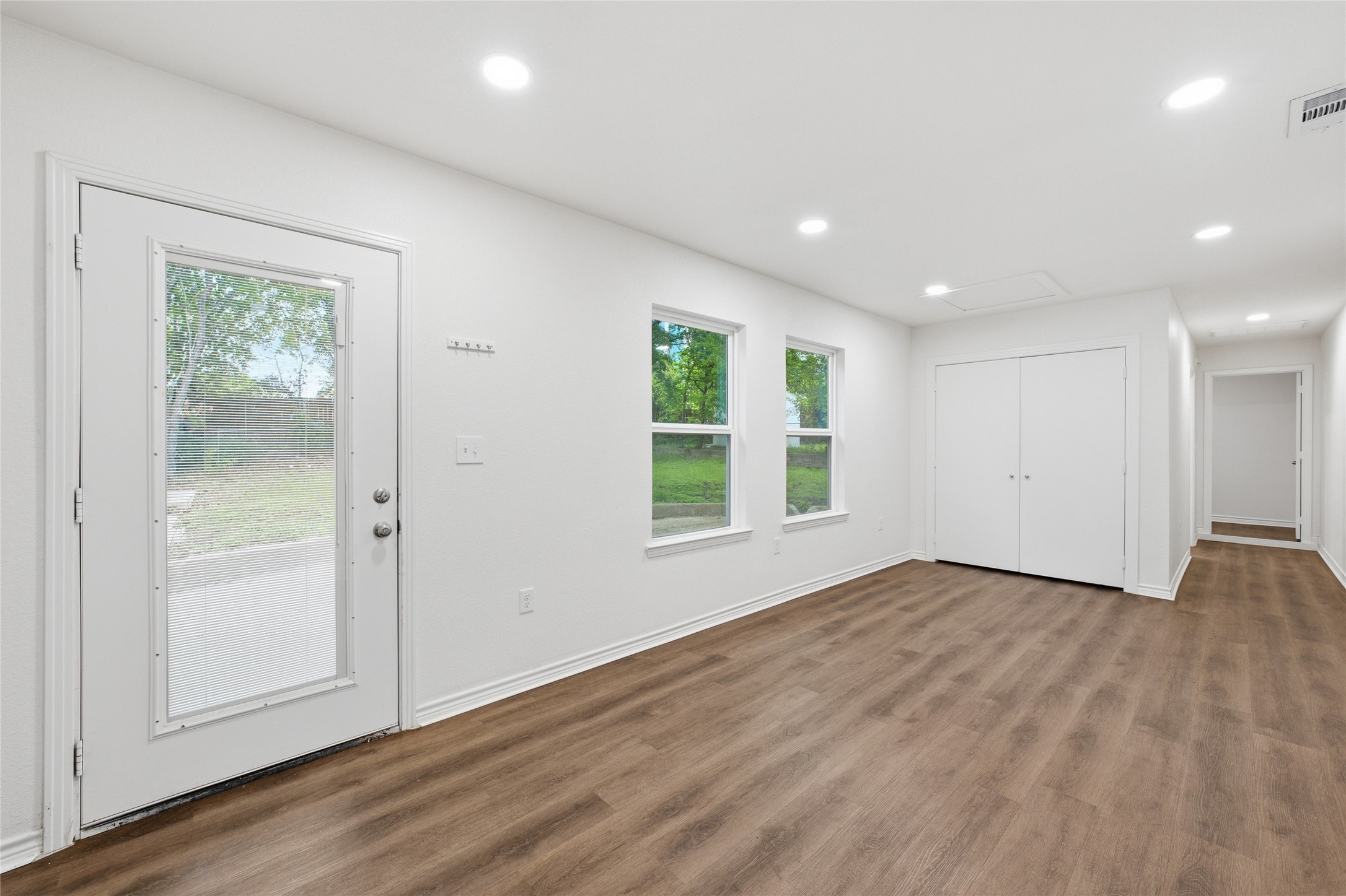3227 Proctor Avenue