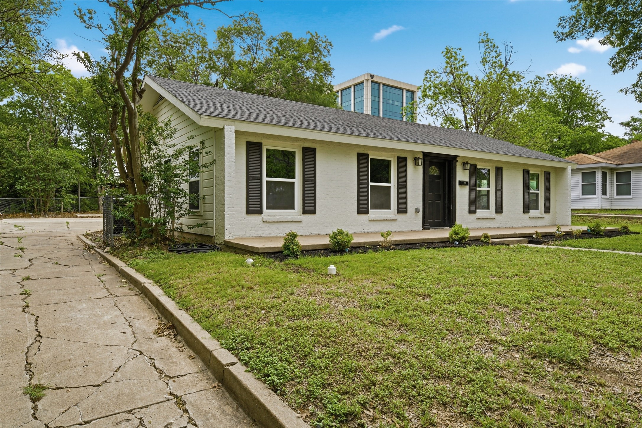 3227 Proctor Avenue