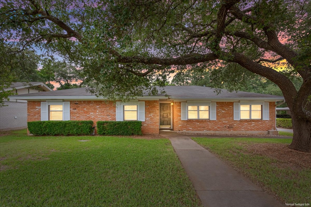 708 Wedgewood Drive