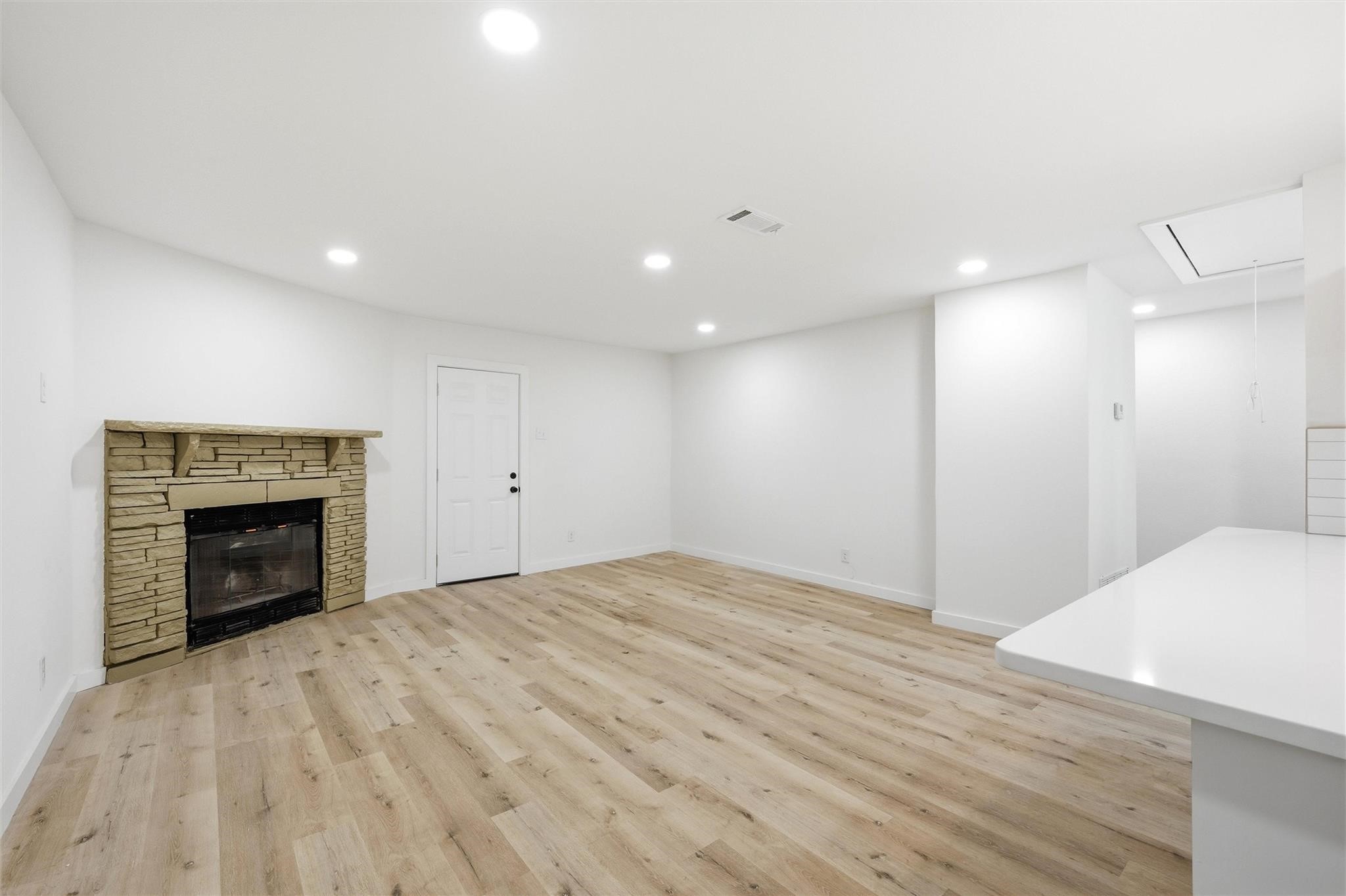 1221 Chestnut Street