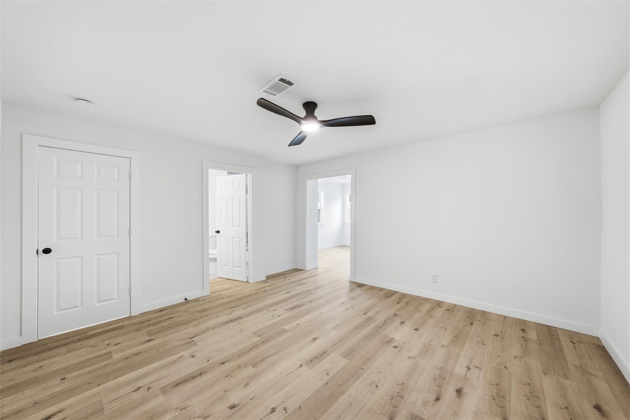 1221 Chestnut Street