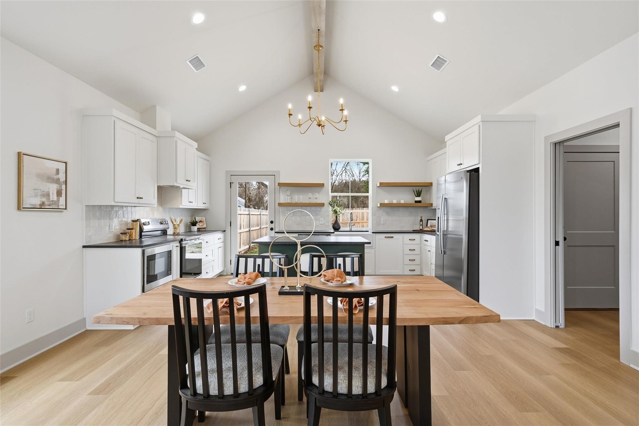 538 Proctor Avenue