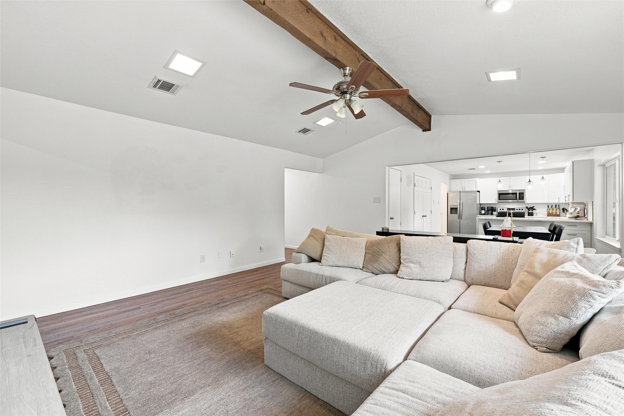 308 Oakwood Lane
