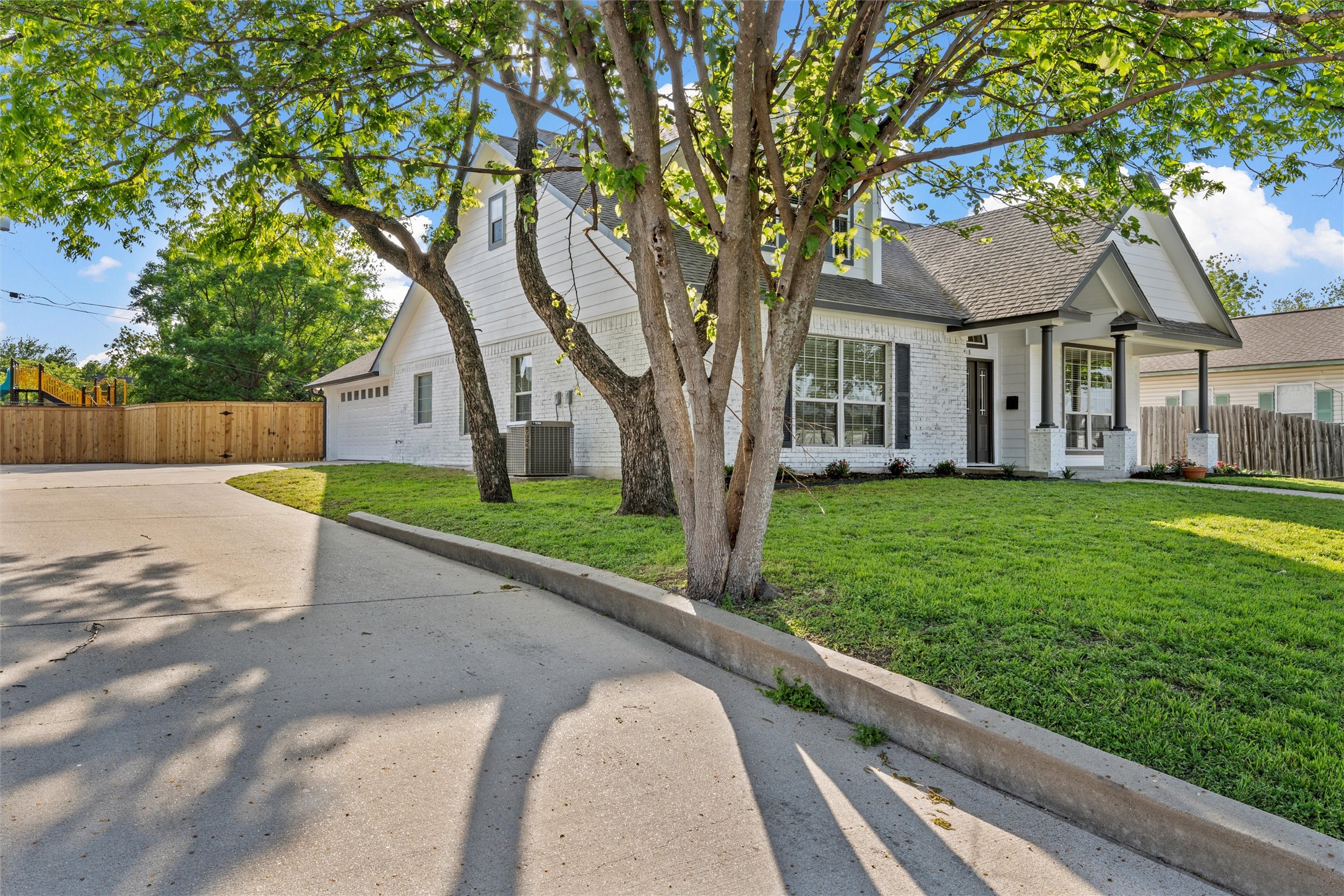 1208 N 15th Street