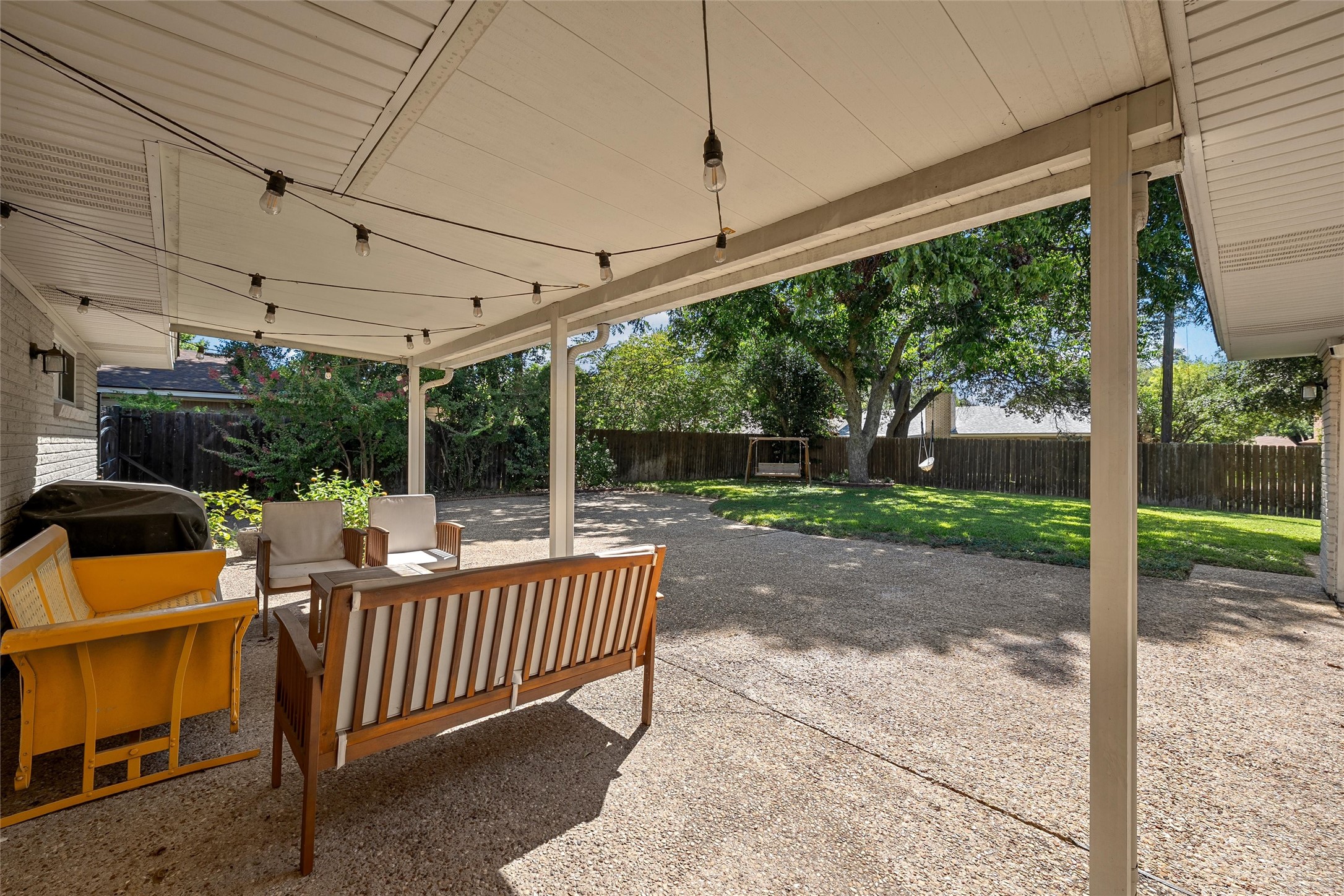 5306 Lake Crest Drive