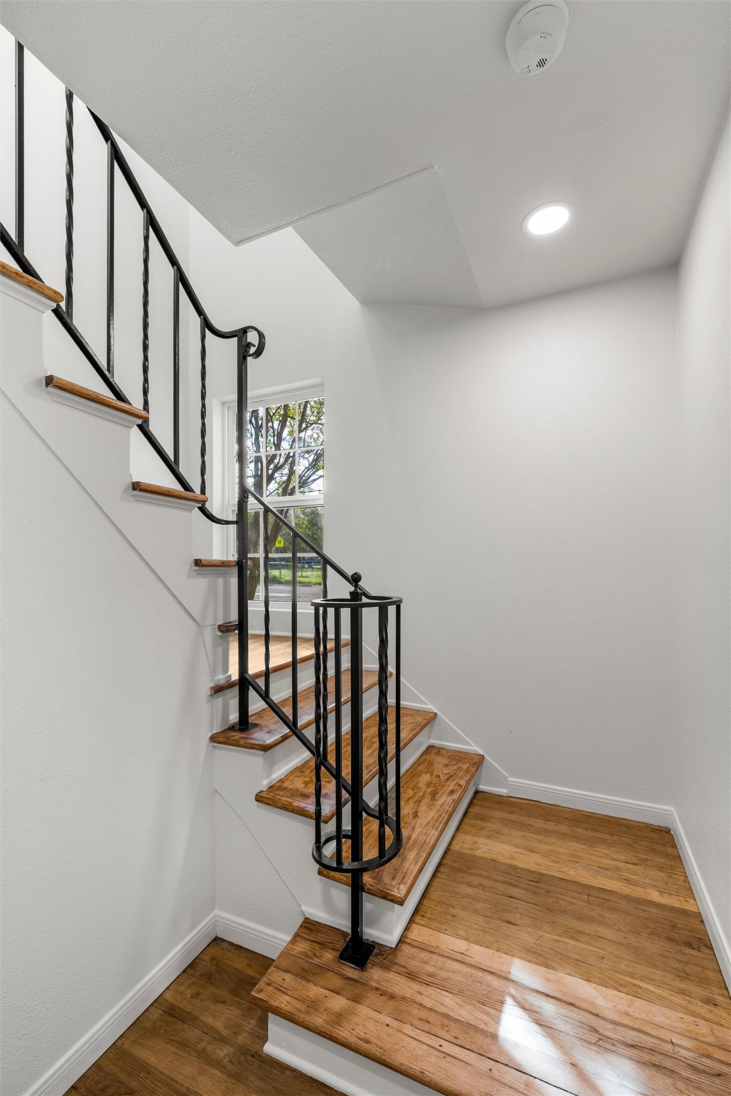 4000 Cobbs Drive