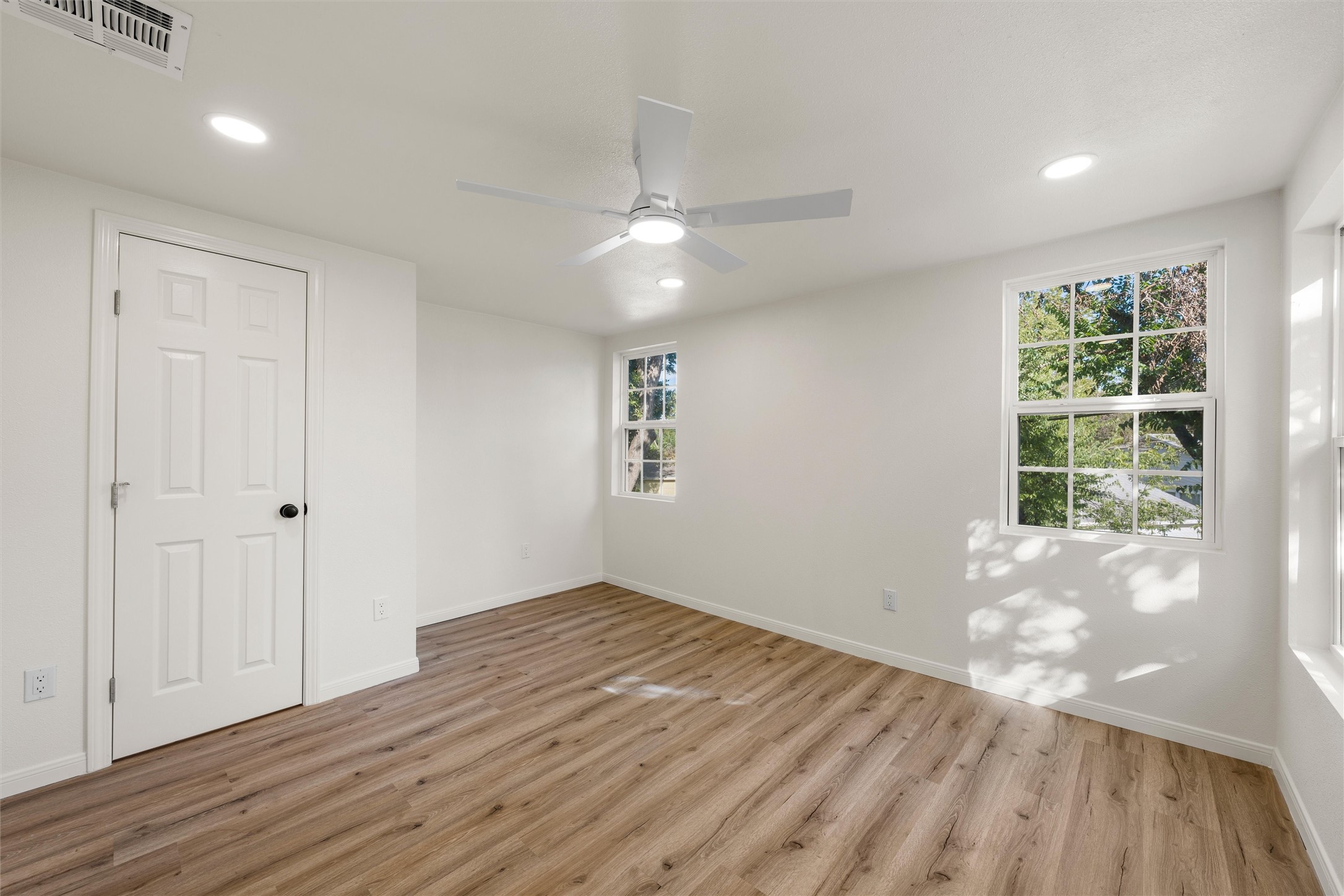 4000 Cobbs Drive