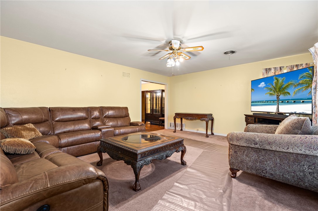 3313 Greenwood Drive