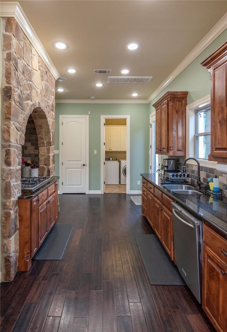 305 Heather Run Lane