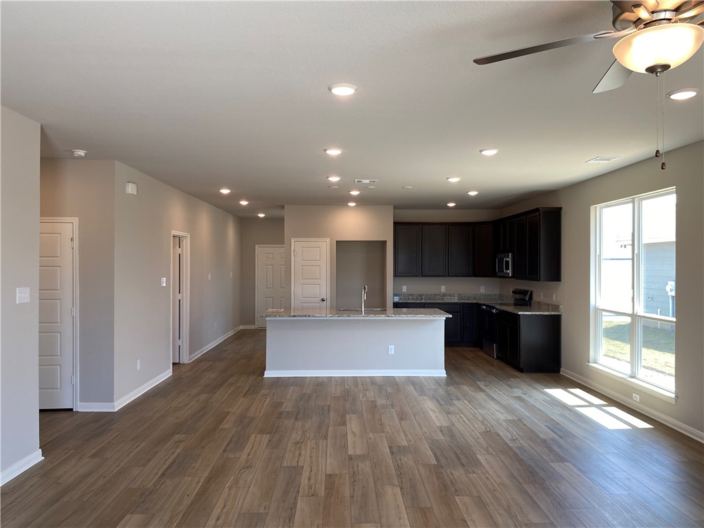 4112 Centerfire Road