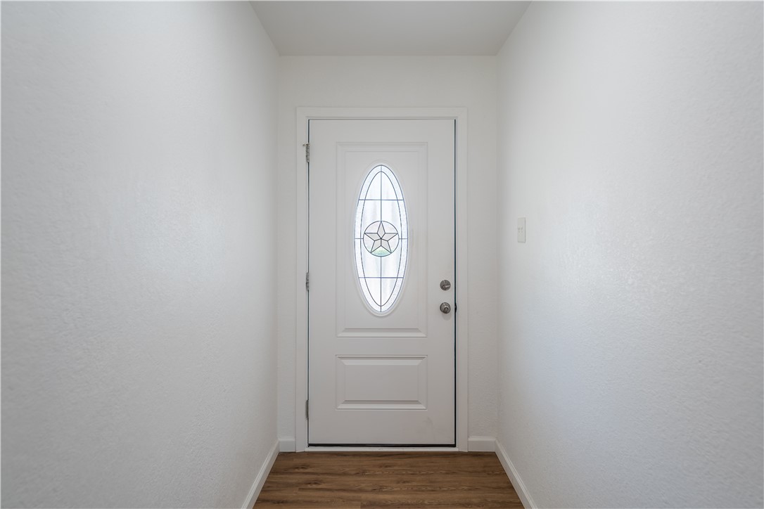 308 Oakwood Lane