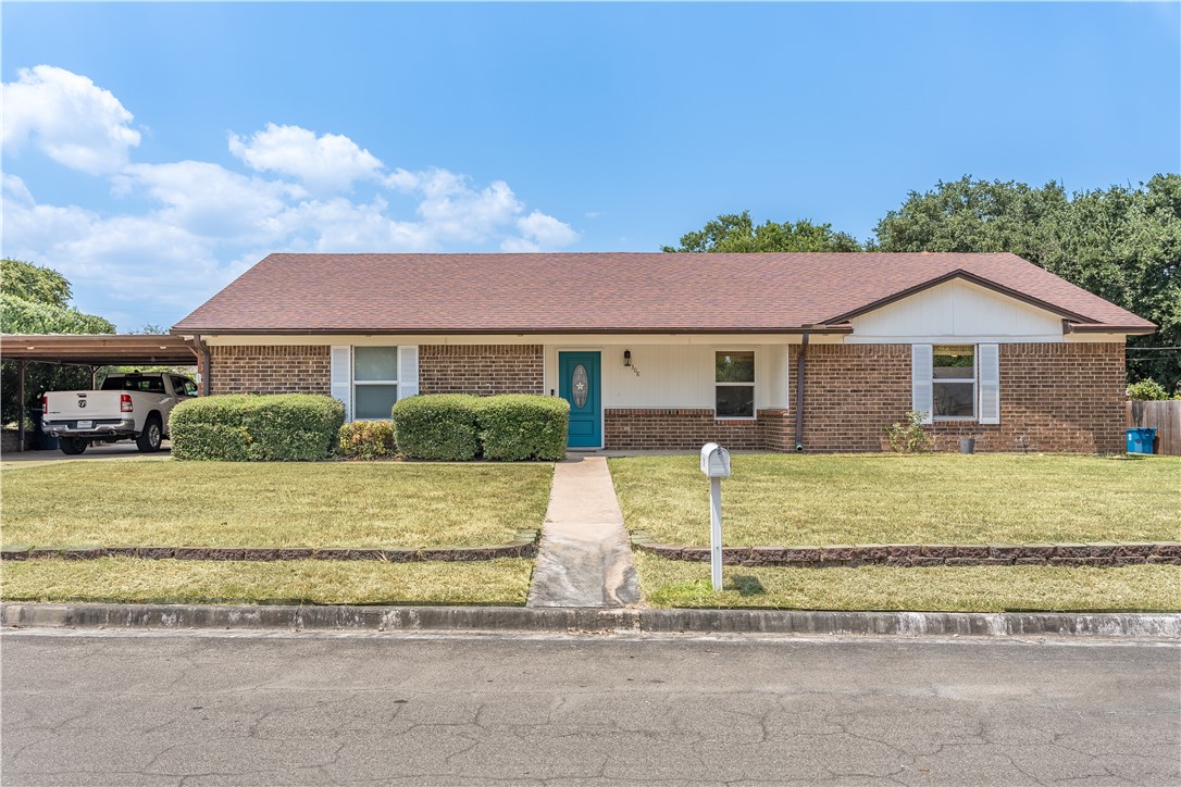 308 Oakwood Lane