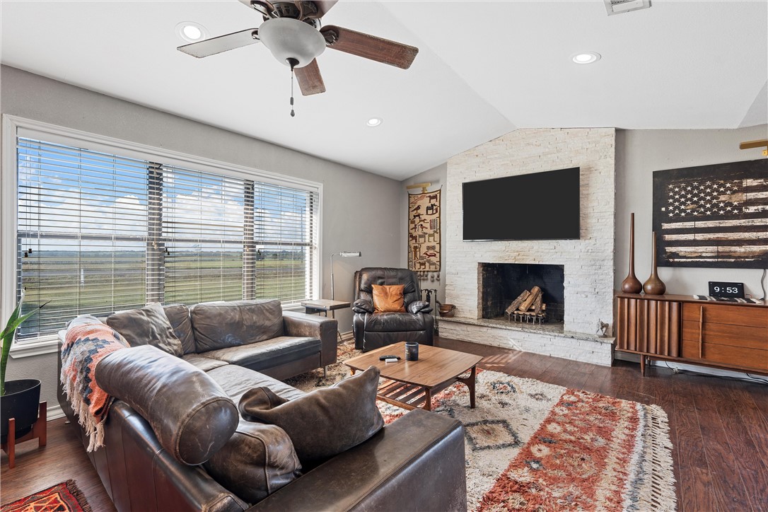 6471 Rosenthal Parkway