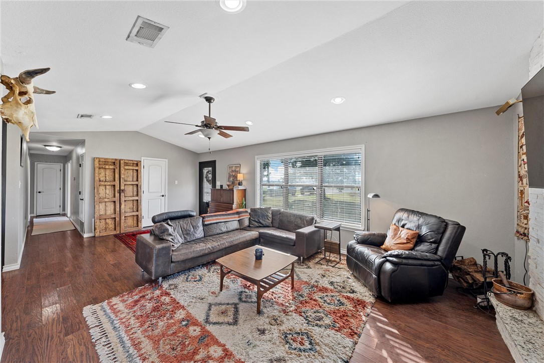6471 Rosenthal Parkway