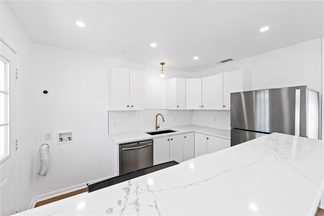 1225 N 6th Street