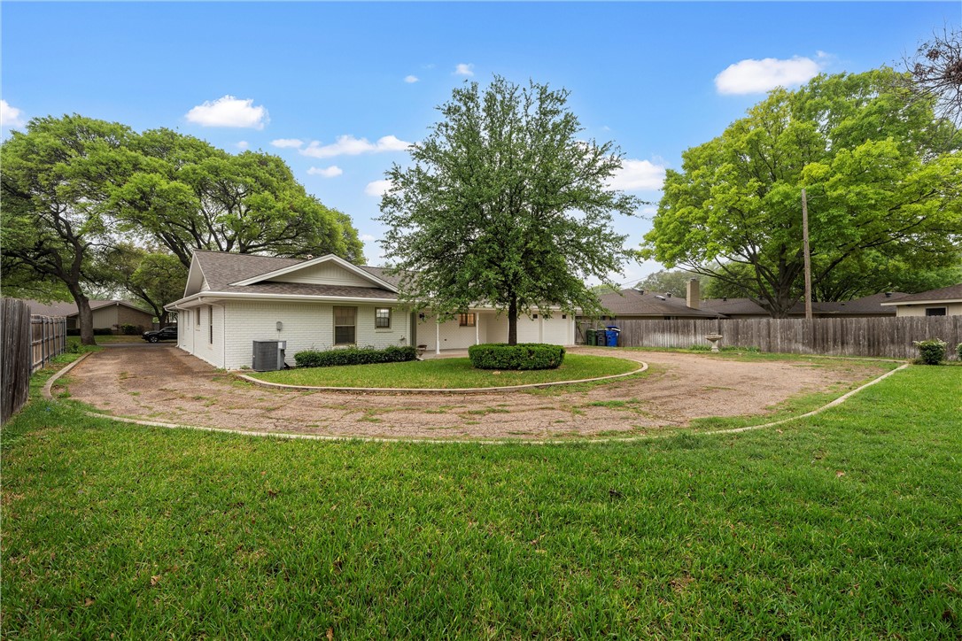 5305 Lake Highlands Drive