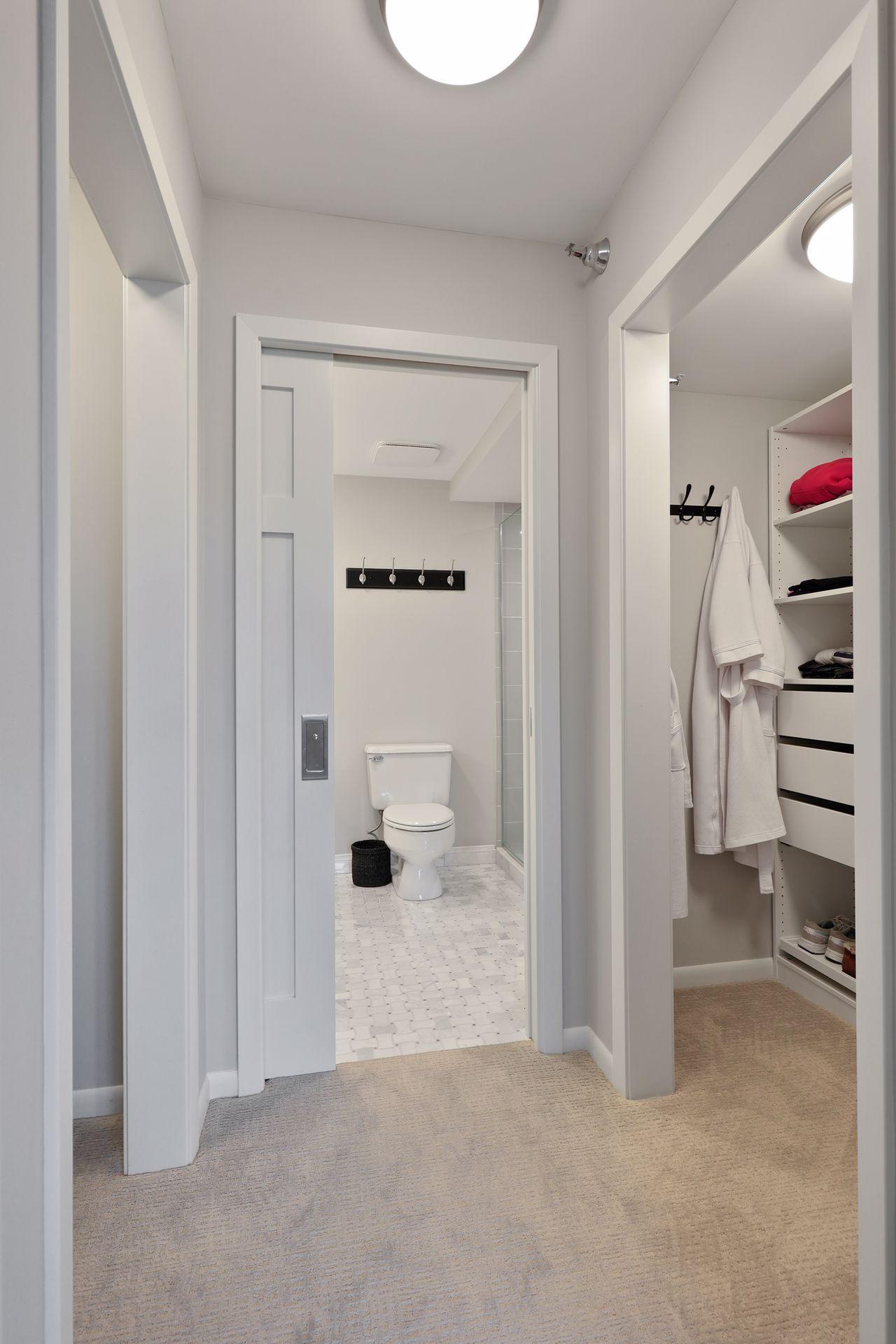 110 Bank Street SE Unit: 903