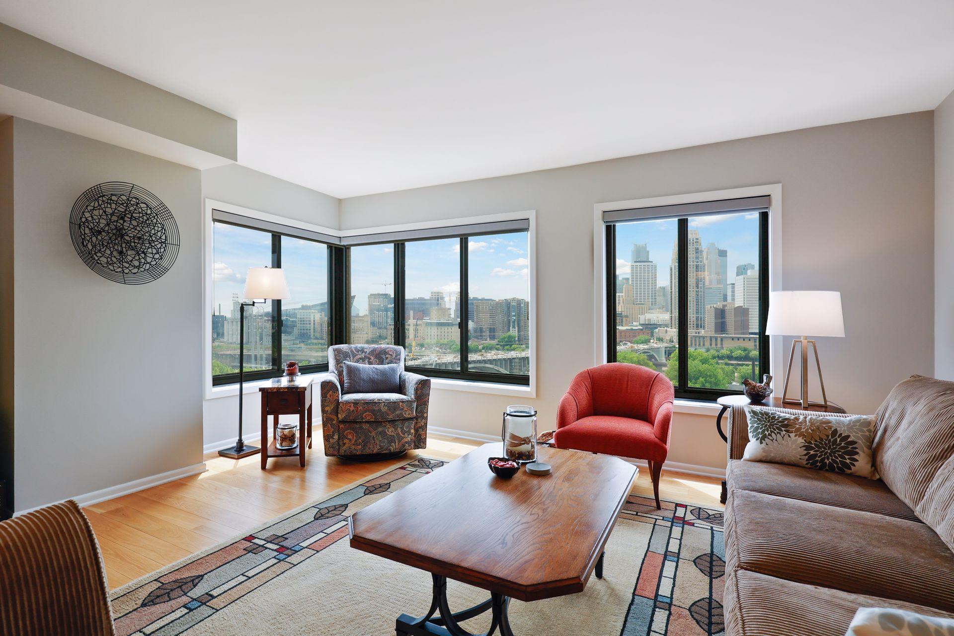 110 Bank Street SE Unit: 903