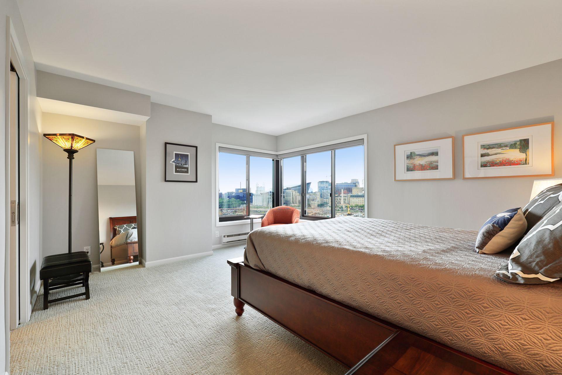 110 Bank Street SE Unit: 903