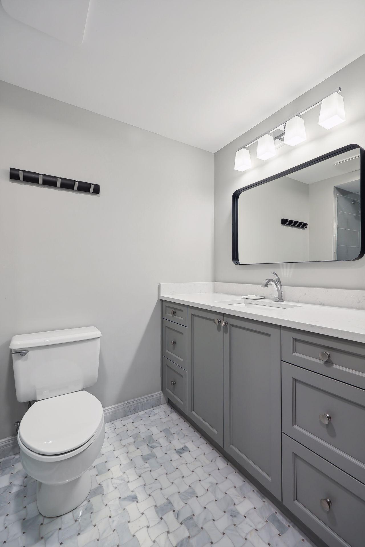 110 Bank Street SE Unit: 903