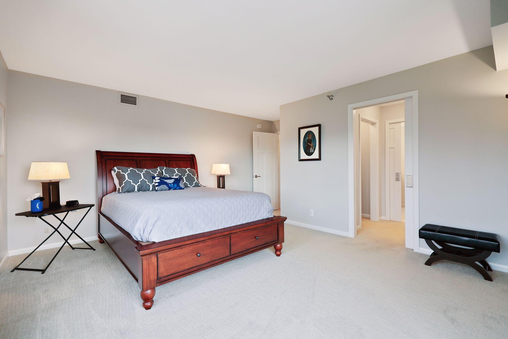 110 Bank Street SE Unit: 903