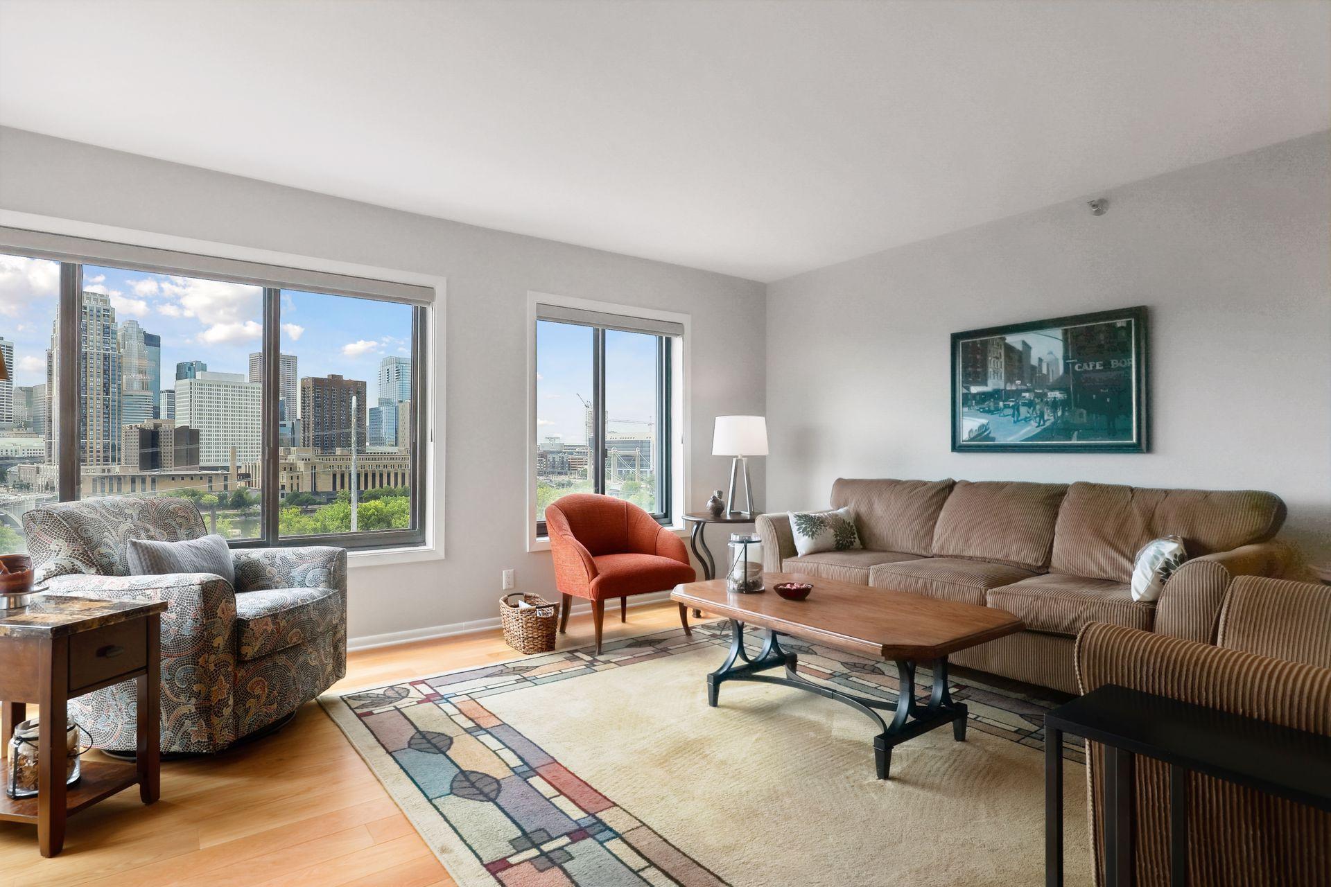 110 Bank Street SE Unit: 903