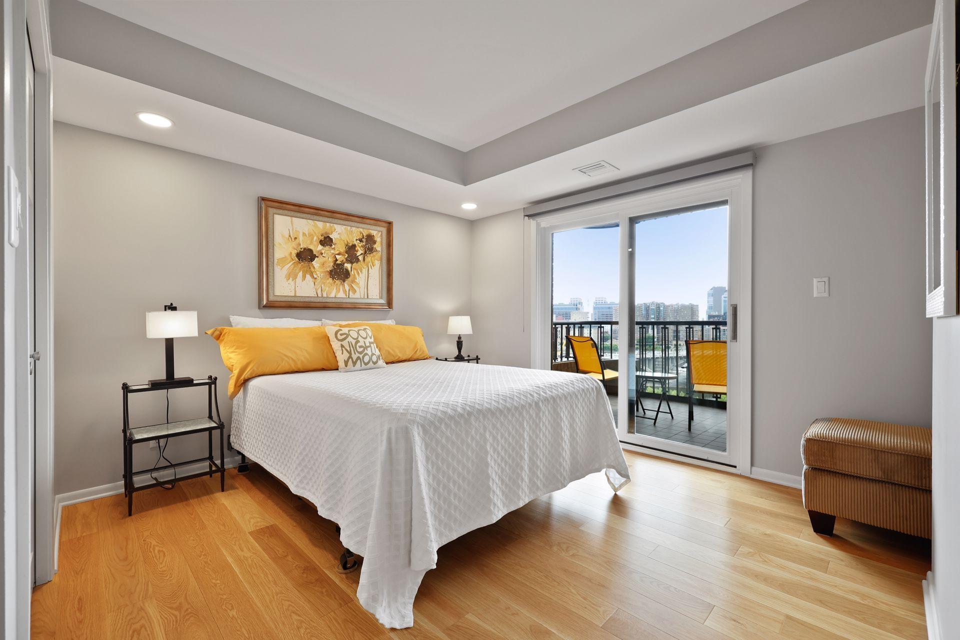 110 Bank Street SE Unit: 903