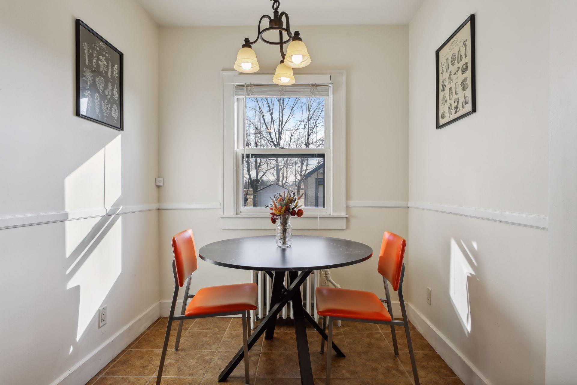 576 Fairview Avenue S