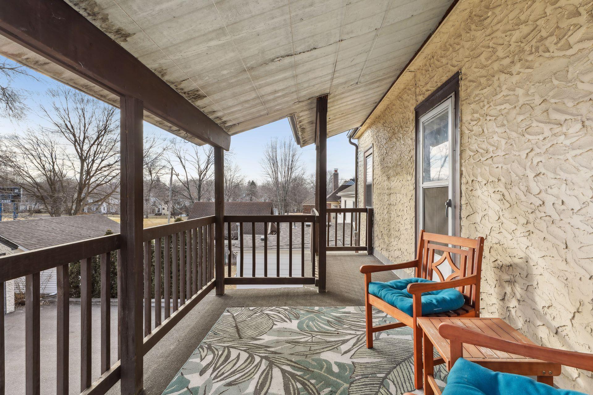 576 Fairview Avenue S