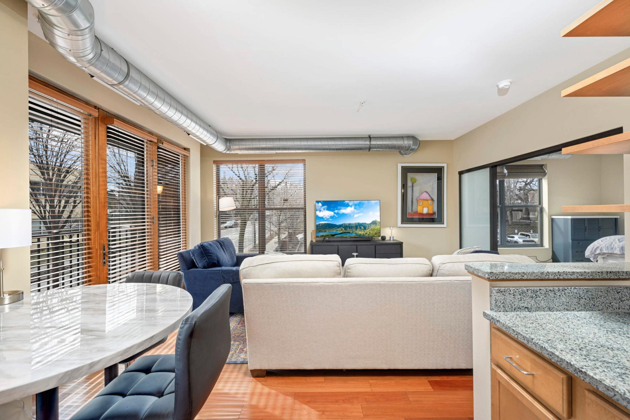 15 E Franklin Avenue Unit: 232