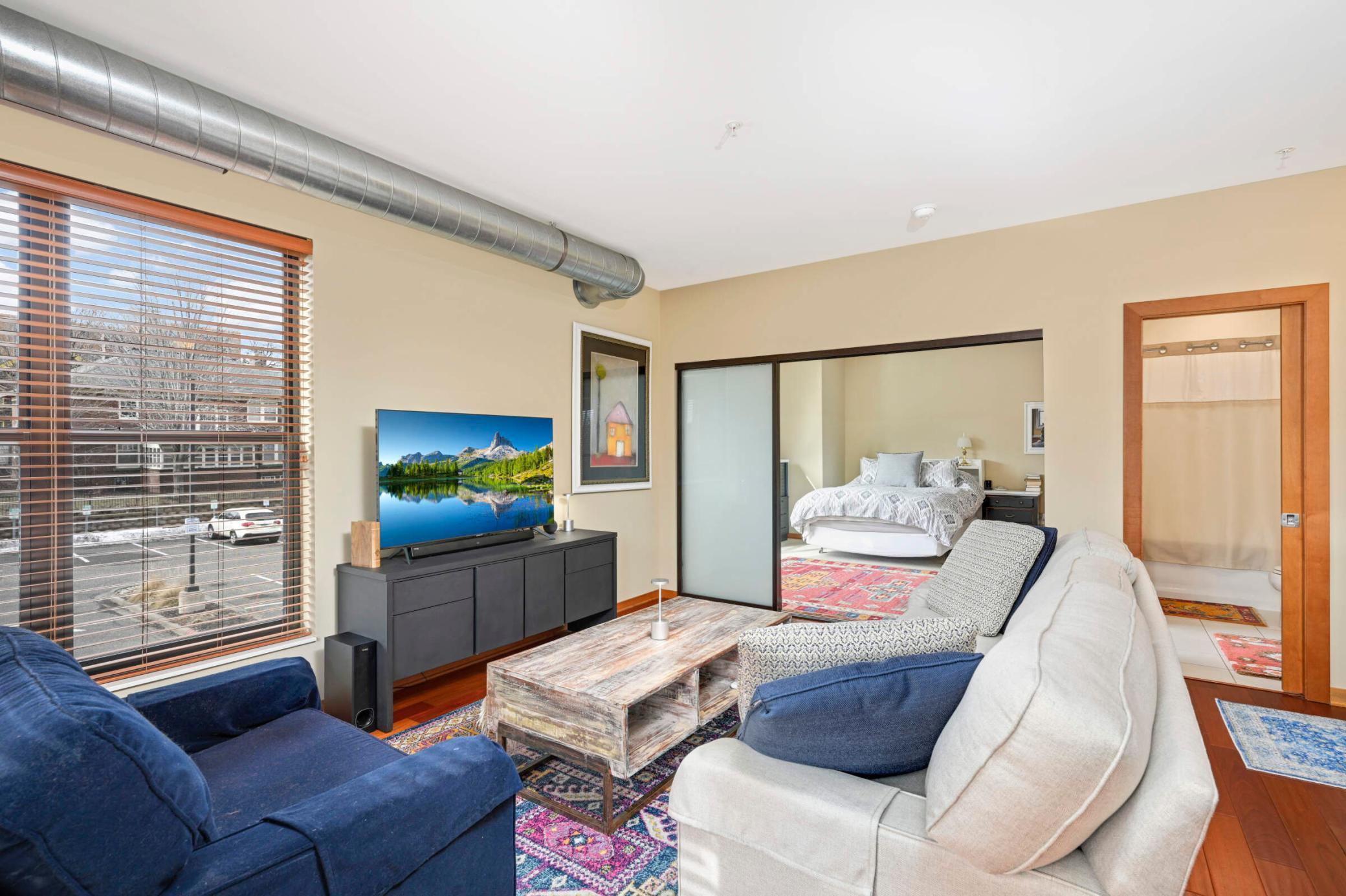 15 E Franklin Avenue Unit: 232