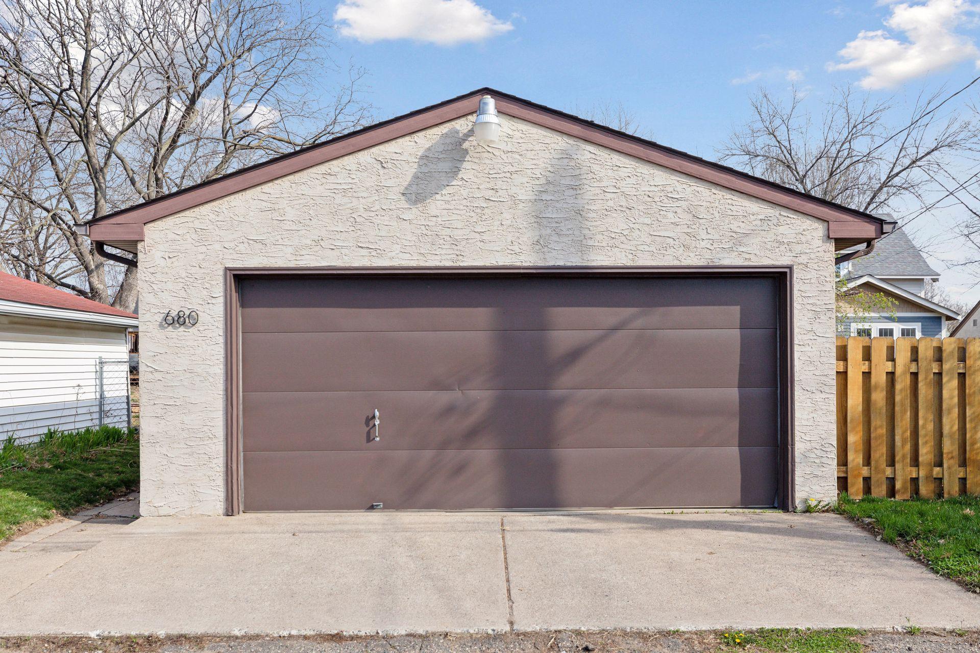 680 Arlington Avenue E
