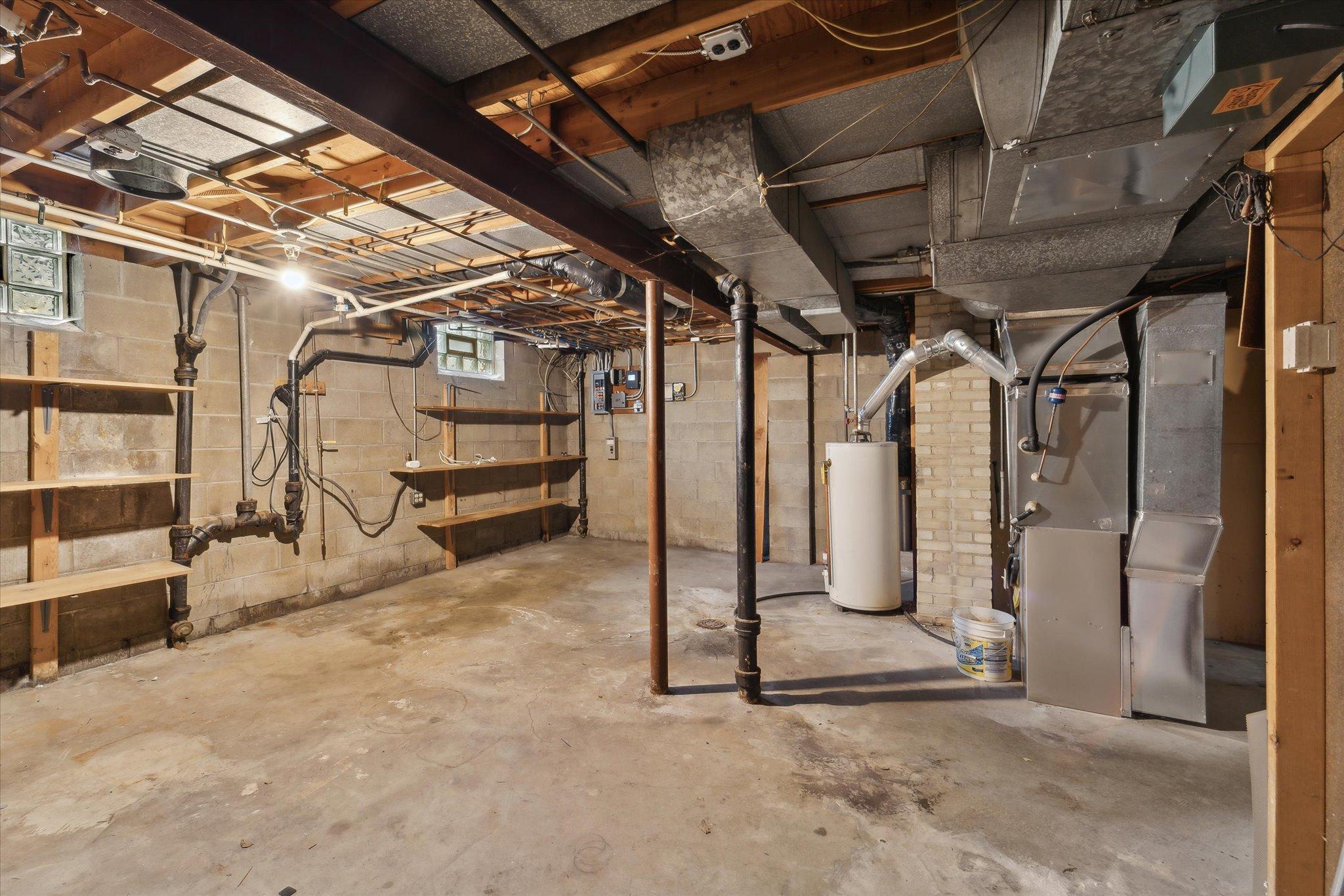 919 Maryland Avenue E