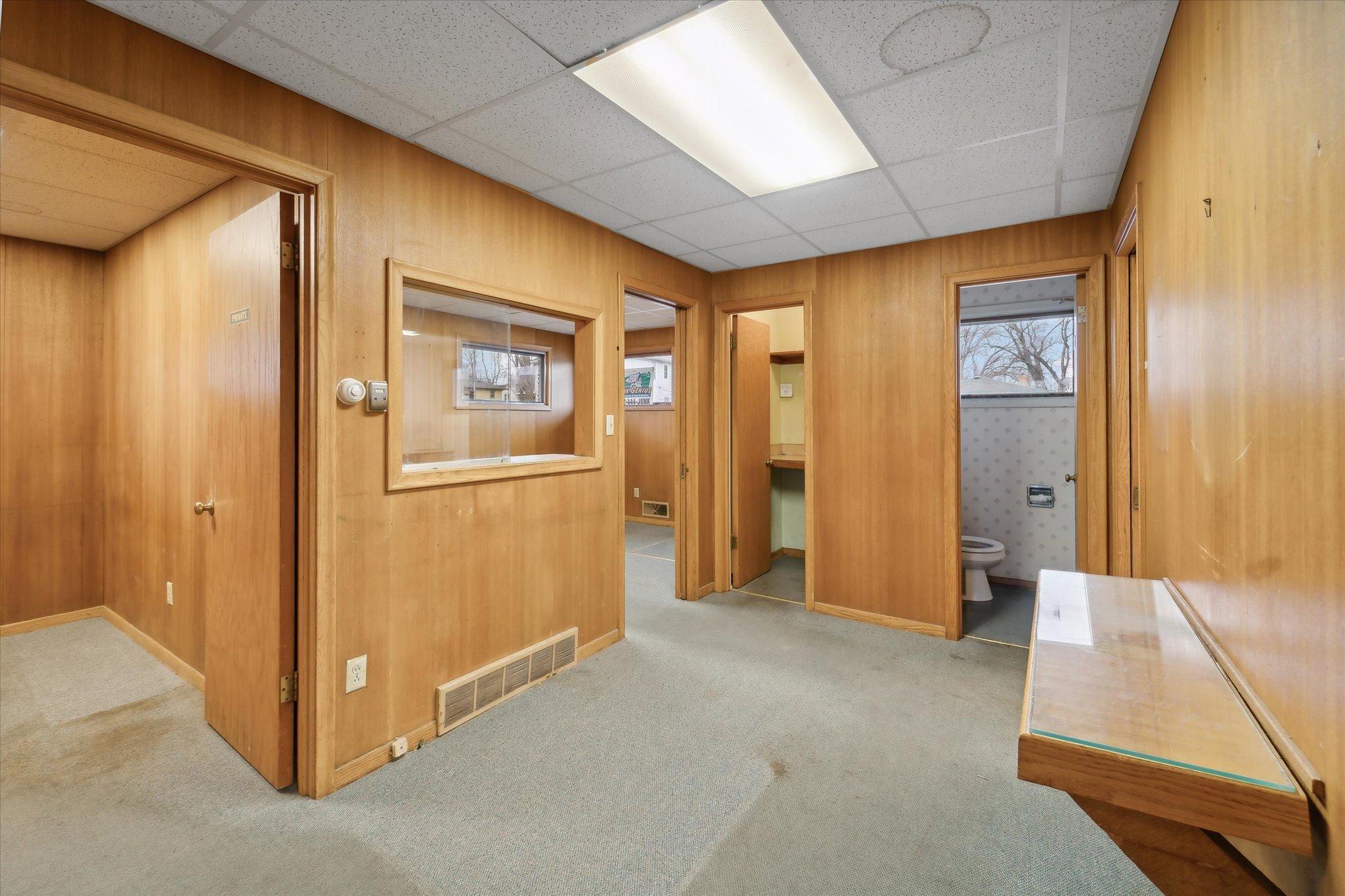 919 Maryland Avenue E