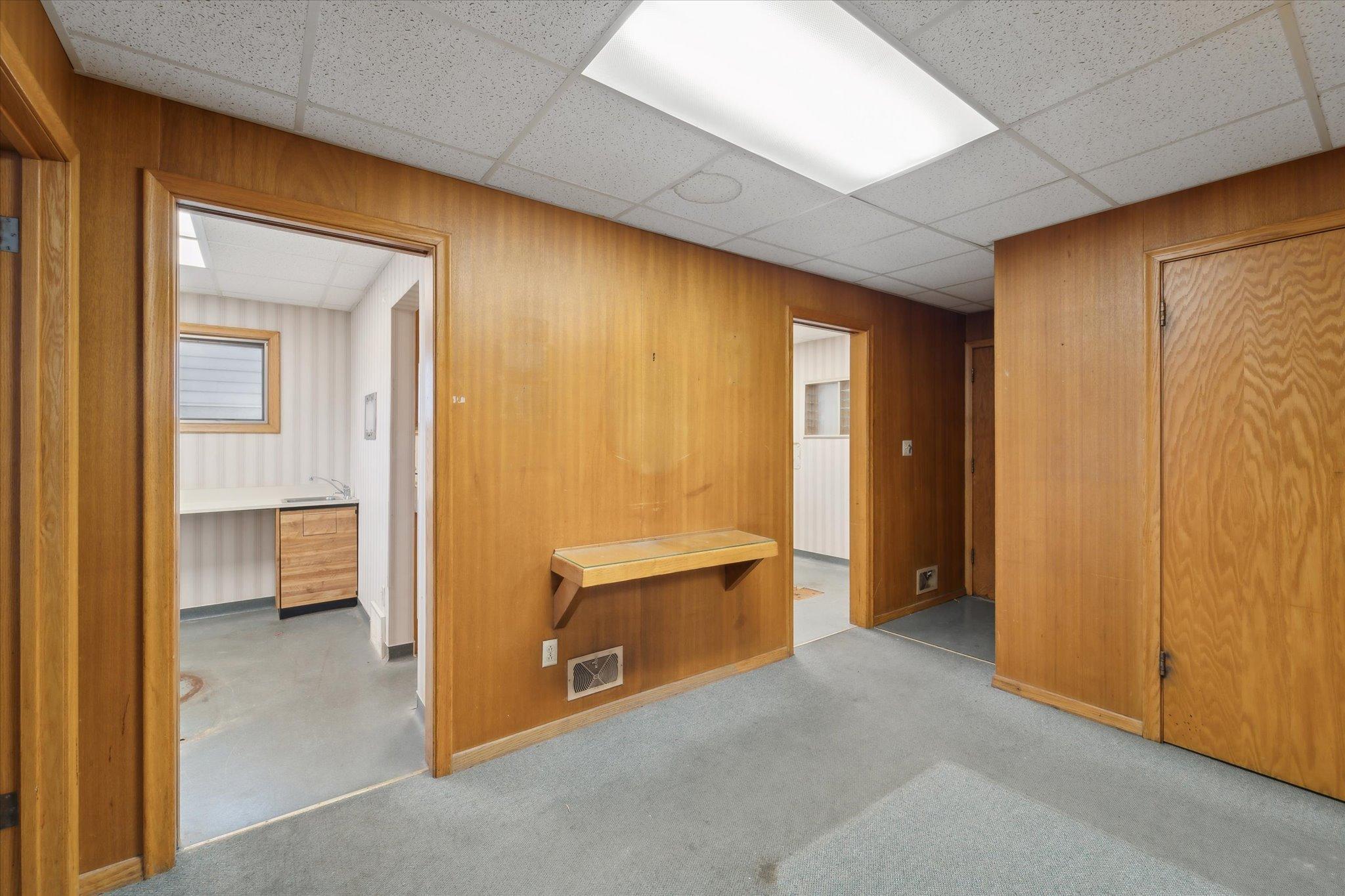 919 Maryland Avenue E