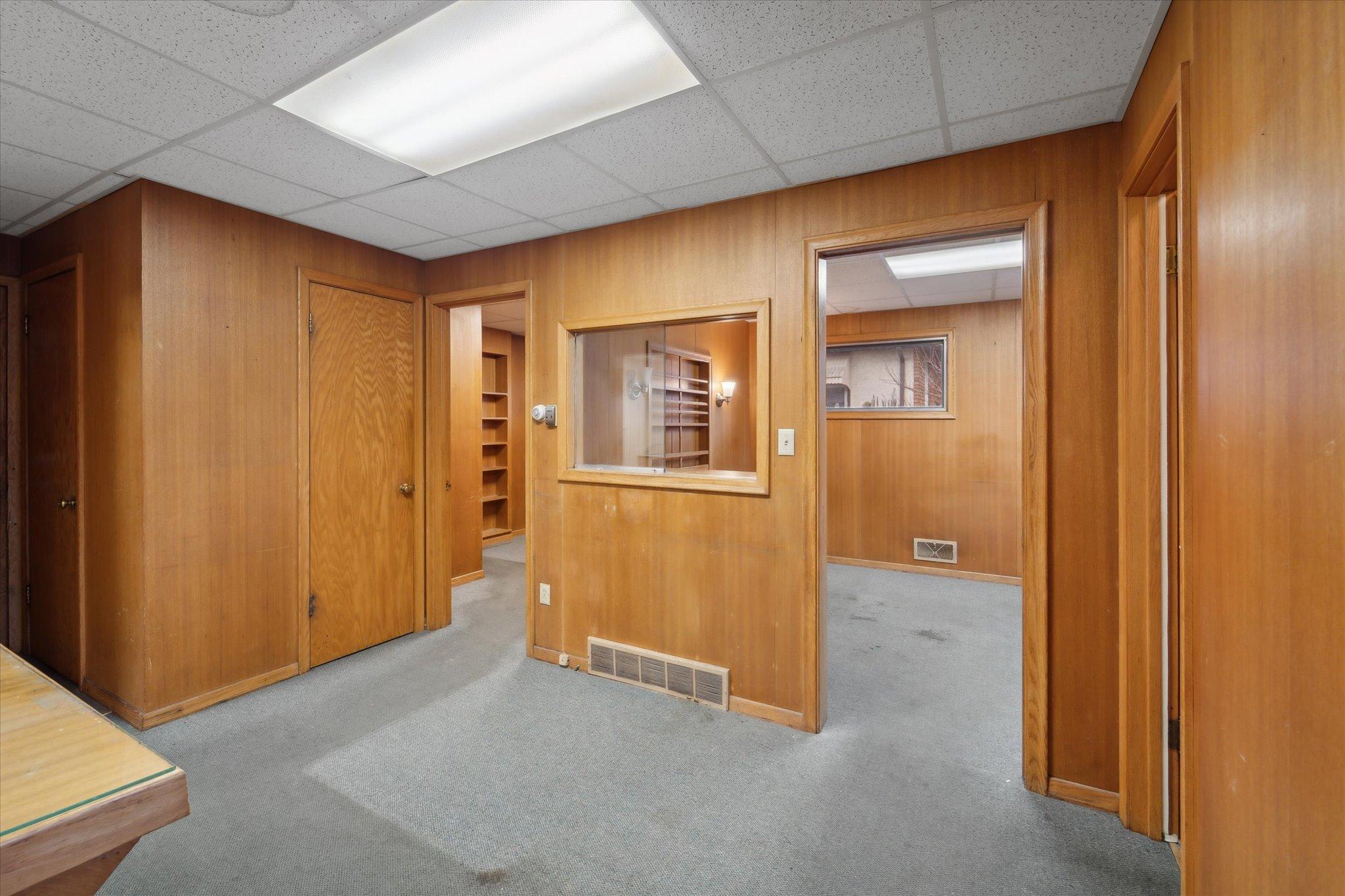 919 Maryland Avenue E