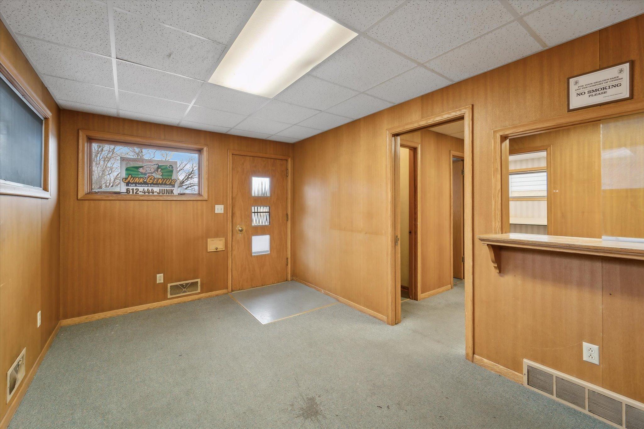 919 Maryland Avenue E