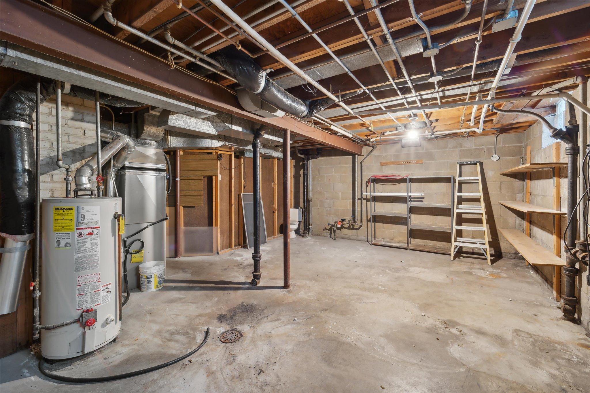 919 Maryland Avenue E